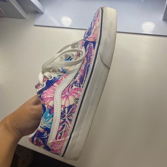 vans - Picture 3 of 6